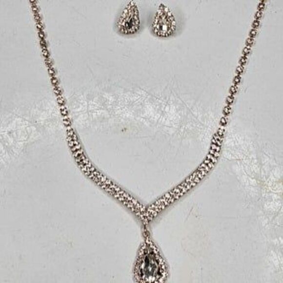 Rose Gold Teardrop Halo Rhinestone Tennis Necklace and Earring Jewelry Set 18"L - Picture 2 of 6